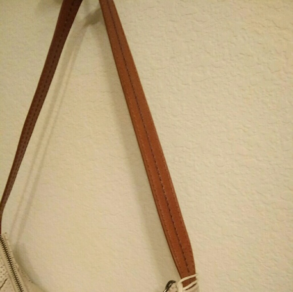 Sak light Cream Shoulder Bag - Picture 6 of 13